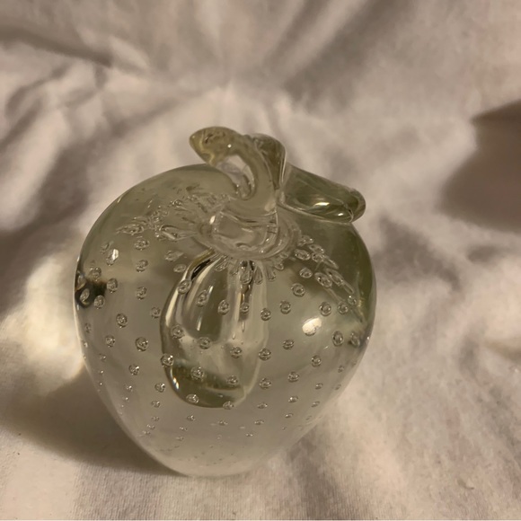 Stunning American Crystal Co Apple Paperweight Pristine Condition Sticker Bubble - Picture 6 of 10